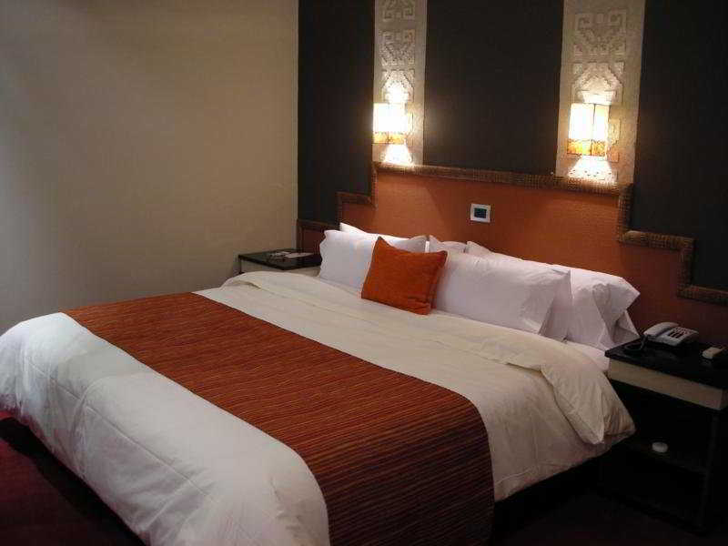 Hotel Inkai Salta Esterno foto